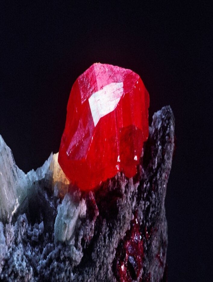 Proveedor de mercurio líquido rojo auténtico en España – VChem GmbH
